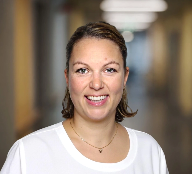 Portrait von: Judith Ballüder