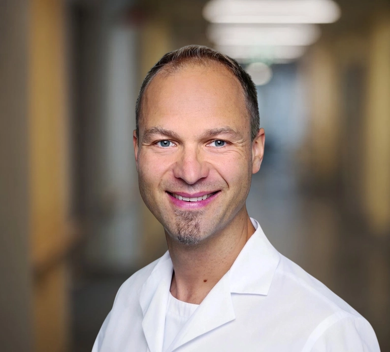 Portrait von: Dr. med. Bastian Rath